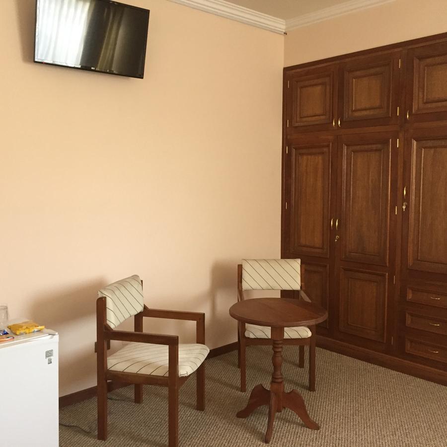 Hotel Oblitas Cochabamba Dış mekan fotoğraf